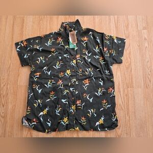 Duluth Trading Co Black Floral Button Down Shirt